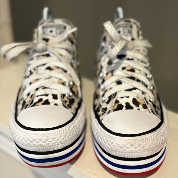 Converse Leopard Print Women's Sneakers Size 7.5 Platform Chuck Taylor Cheetah - Picture 6 of 9